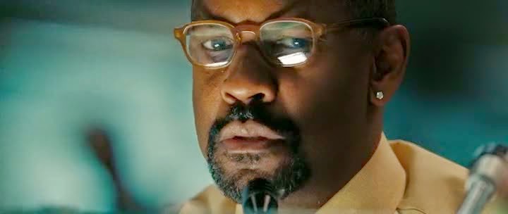 Screen Shot Of Hollywood Movie The Taking of Pelham 1 2 3 (2009) In Hindi English Full Movie Free Download And Watch Online at Alldownloads4u.Com Screen Shot Of Hollywood Movie The Taking of Pelham 1 2 3 (2009) In Hindi English Full Movie Free Download And Watch Online at Alldownloads4u.Com