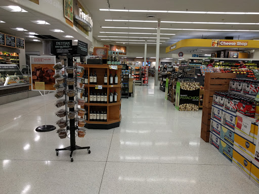 Supermarket «Hy-Vee», reviews and photos, 555 S 51st St, West Des Moines, IA 50265, USA