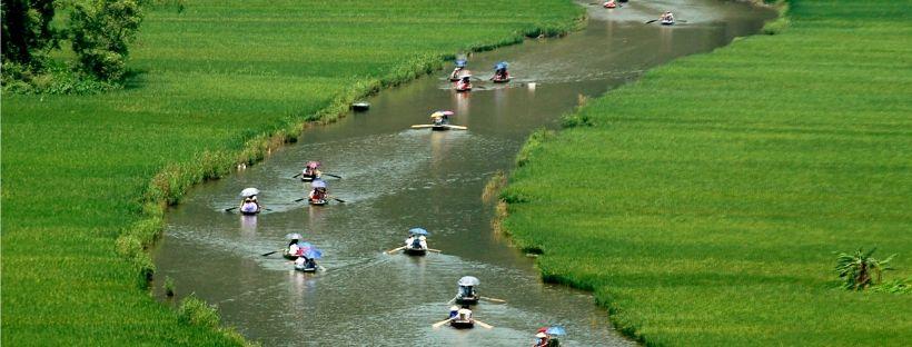 Rivière de Ngo Dong à Ninh Binh Rivière de Ngo Dong à Ninh Binh