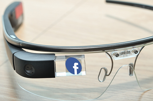 Google_Glass_Facebook