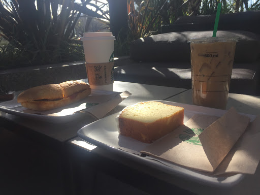 Starbucks Paseo Quintana