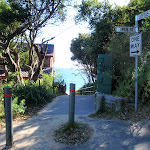 Top of the Path to Jibbon Beach (98780)