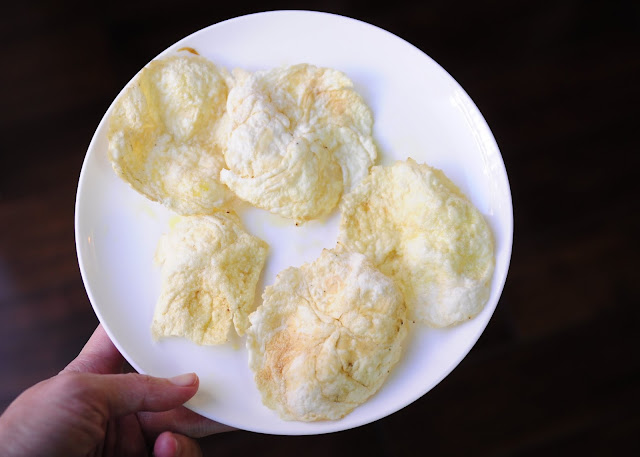 How to cook krupuk with microwave