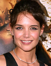 Katie Holmes rosto quadrado