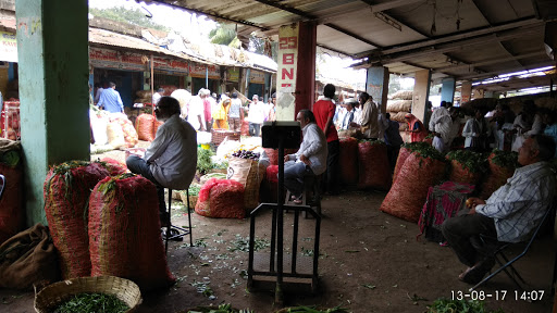 Belagavi Wholesale Vegetable Market, Fort Rd, रविवार पेठ, Belagavi, Karnataka 590016, India, Fruits_and_Vegetable_Wholesaler, state KA
