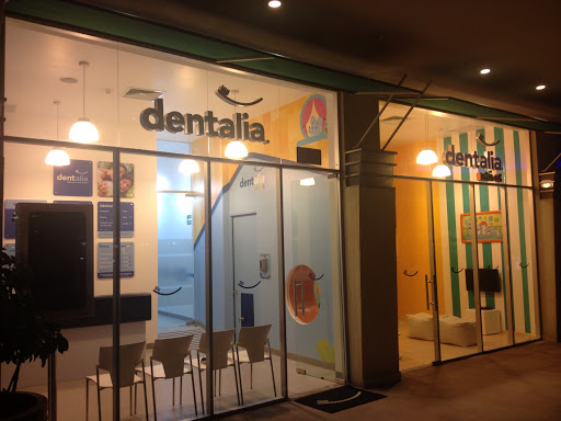dentistas - dentalia Triángulo - Triángulo Las Ánimas, Calle 39 Poniente 3515, Las Ánimas, int l-48 y l-49, 72400 Puebla, Pue., México, Clínica odontológica | PUE