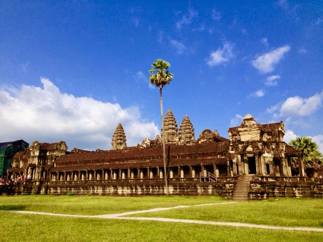 Copyright © 2014 Shea Sonia (@SheaSonia) ALL RIGHTS RESERVED Angkor Wat