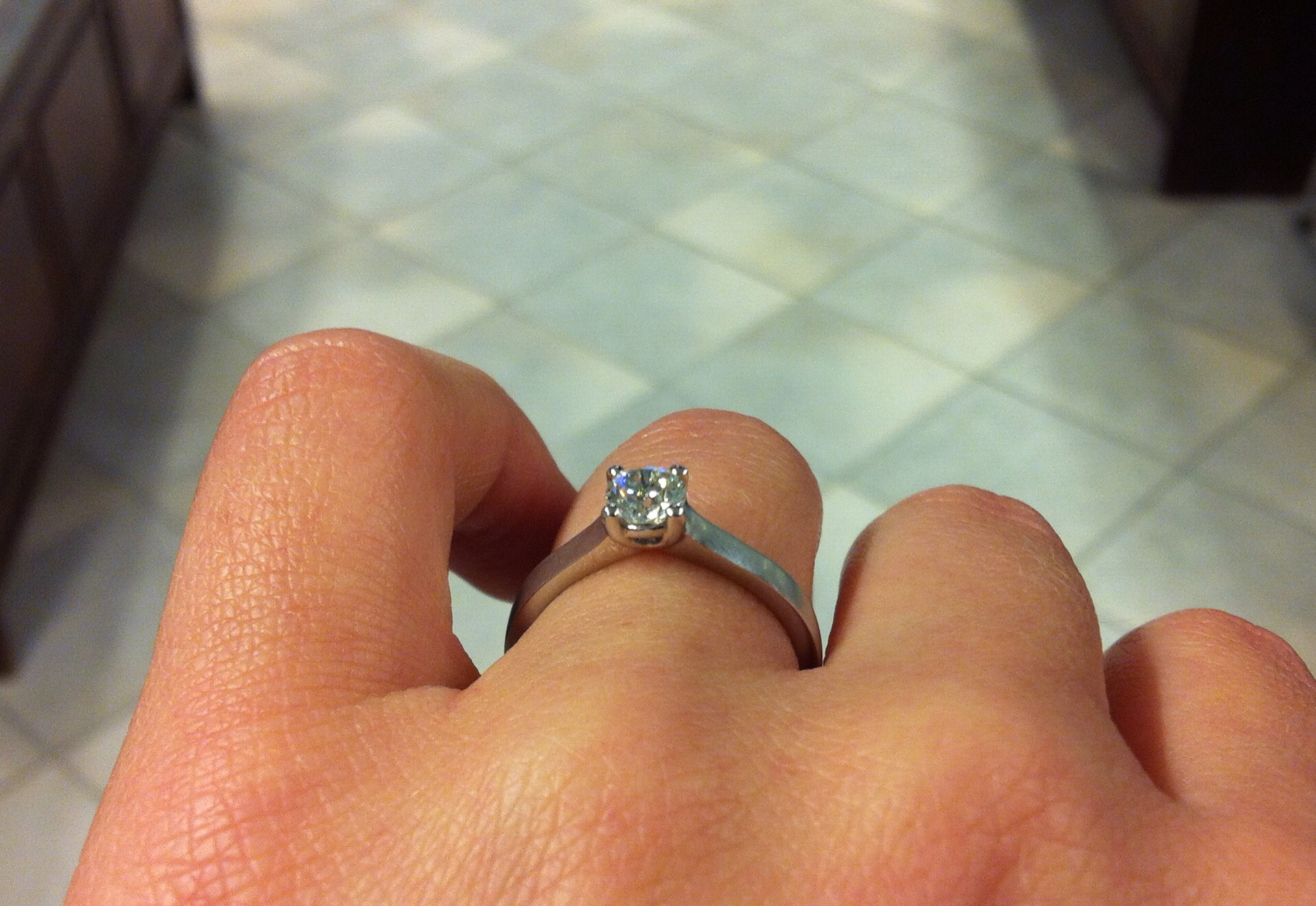 Förlovningsring med en halv carats diamant