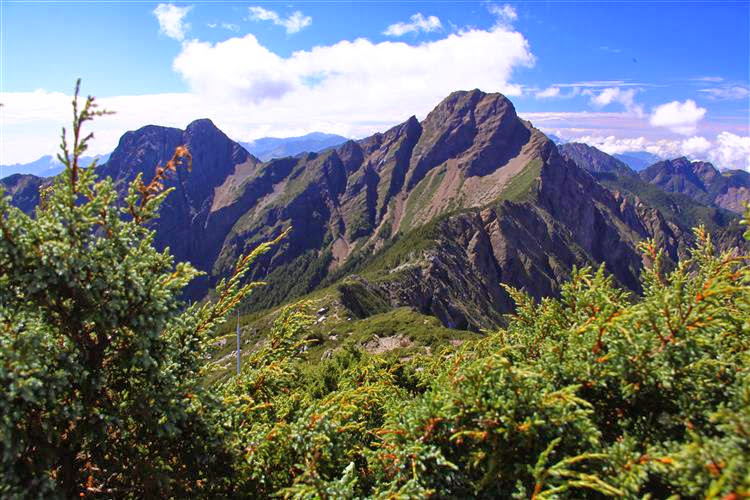 【百岳玉山群峰】玉山主峰+玉山北峰｜台灣第一高峰