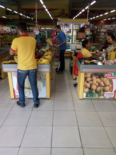 Supermercado Brasil, R. Benjamin Constant, 385 - São João, Conselheiro Lafaiete - MG, 36400-000, Brasil, Supermercado, estado Minas Gerais