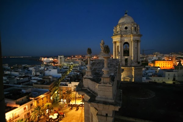 Cádiz de noche