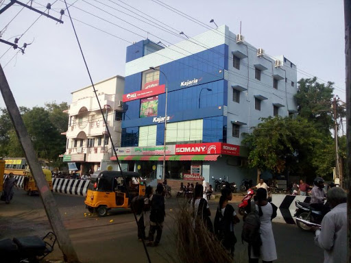 Varshini Hospitals, Azad Nagar 1st Cross Rd, Sundar Nagar, Edamalaipatti Pudur, Tiruchirappalli, Tamil Nadu 620021, India, Hospital, state TN