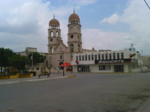 Iglesia Catolica, Benito Juárez, Zona Centro, 87600 San Fernando, Tamps., México, Iglesia | TAMPS