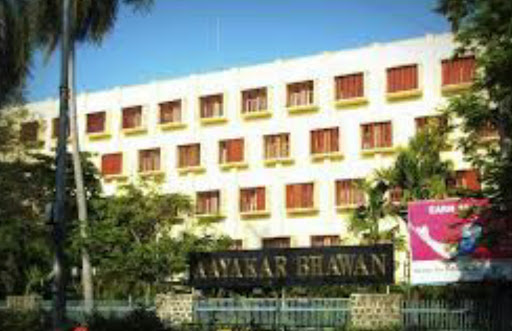 Aayakar Bhawan, Office of the Chief Commissioner of Income Tax, Chennai, 121, M.G. Road, Nungambakkam, Chennai, Tamil Nadu 600034, India, Income_Tax_Office, state TN