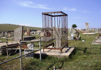 Кладбище в Эрдэнэте, Монголия