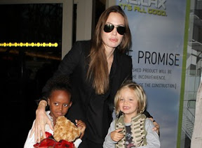With Zahara and Shiloh at the airport 017%257E0