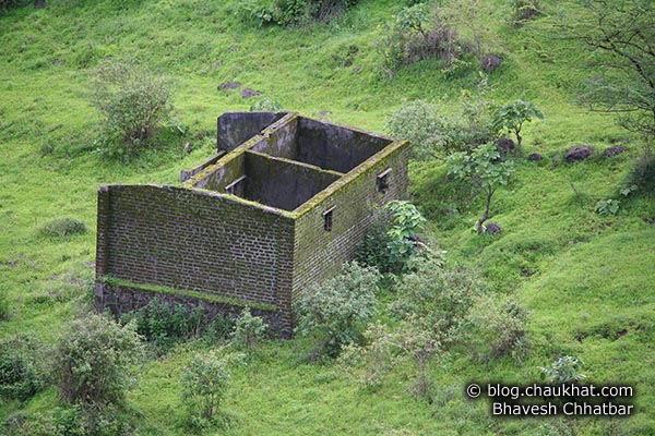 An abandoned house in the greenery of Baur ghat on way to Pavna dam