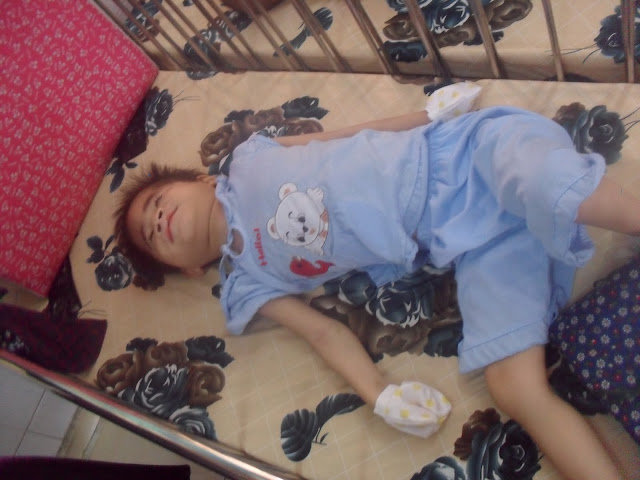 Nhận xin các loại quần áo, chăn gối cũ, đồ chơi, sách truyện cũ, để làm từ thiện.Thân - 12