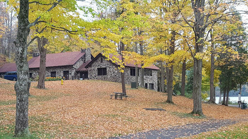 Green Lakes State Park