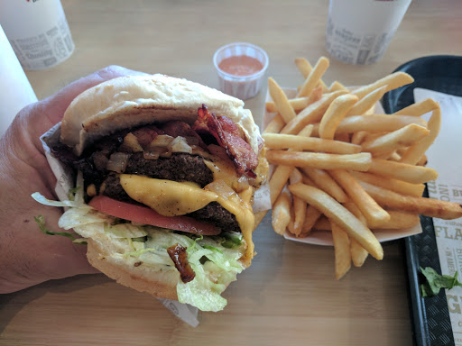 Hamburger Restaurant «The Habit Burger Grill», reviews and photos, 11428 S Pkwy Plaza Dr, South Jordan, UT 84095, USA