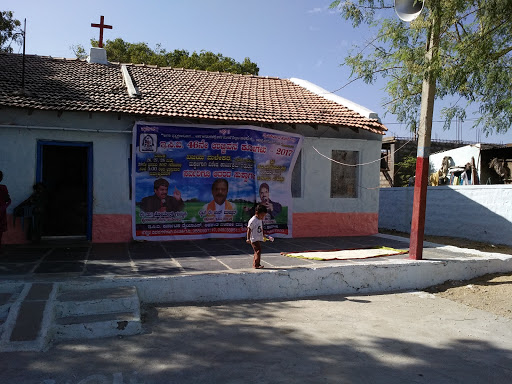 SFS CHURCH (RC), KPTCL Link Rd, B.T.Patil Nagar, Koppal, Karnataka 583231, India, Place_of_Worship, state KA