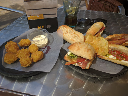 100 Montaditos