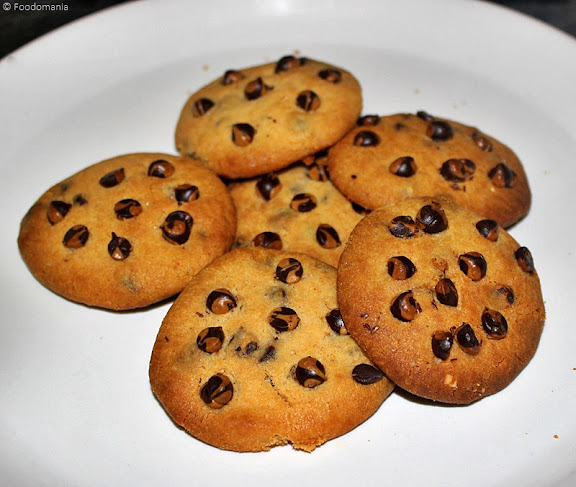 Perfect Eggless Chocolate Chip Cookies Recipe