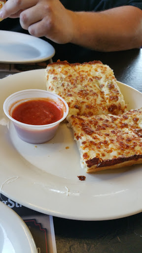 Pizza Restaurant «Pizza Hut», reviews and photos, 370 NY-3, Plattsburgh, NY 12901, USA