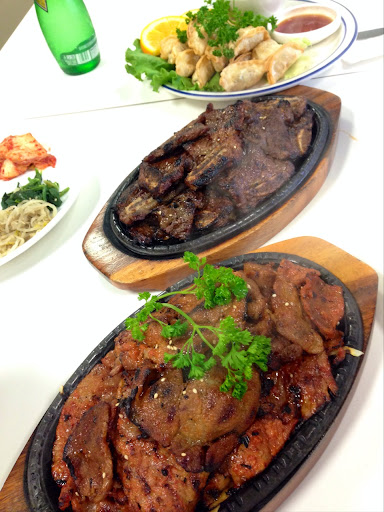 Korean Barbecue Restaurant «Seoul Korean BBQ», reviews and photos, 122 N San Fernando Blvd, Burbank, CA 91502, USA