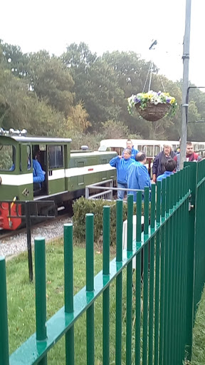 Ruislip Lido Railway (Willow Lawn Station)
