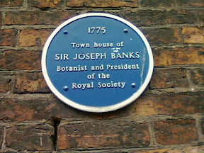 Blue Plaque on side of Sir Joseph Bank's 1775 Palace Assizes building on the High St