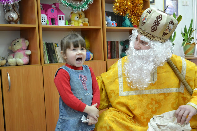 Діти вражають Святого Миколая!