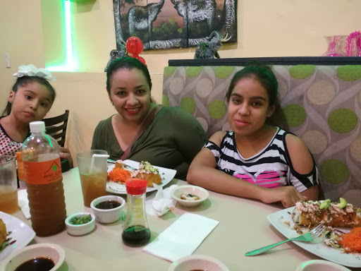 Akay Sushi, Francisco Pérez 2, Centro, 82400 Escuinapa, Sin., México, Restaurante de comida para llevar | SIN