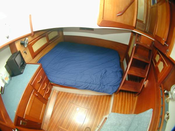 Stateroom~01.jpg