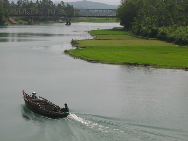 Bộ ảnh dòng sông quê hiền hòa, gắn bó với tuổi thơ Ảnh dòng sông quê