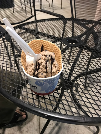 Ice Cream Shop «Sub Zero Ice Cream & Yogurt - Boardwalk At Towne Lake», reviews and photos, 9945 Barker Cypress Rd #126, Houston, TX 77095, USA