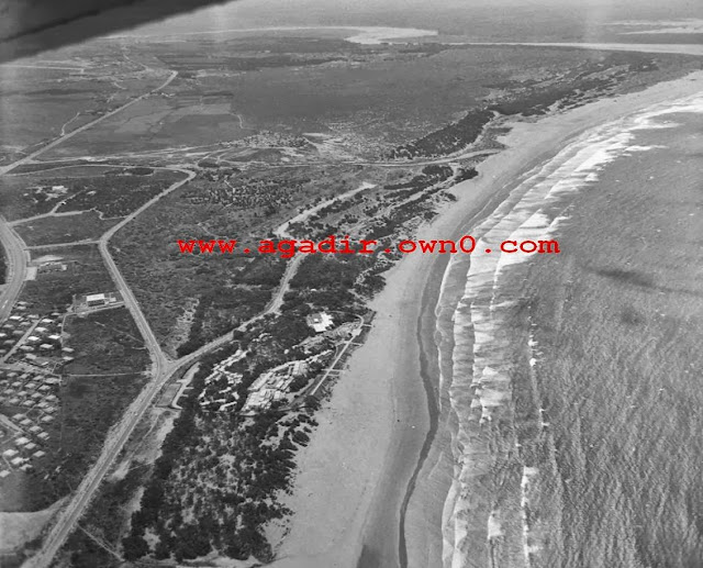 شاطئ اكادير قبل وبعد الزلزال سنة 1960 Sdngh