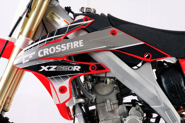 XZR Crossfire 250cc Dirt Bike Red
