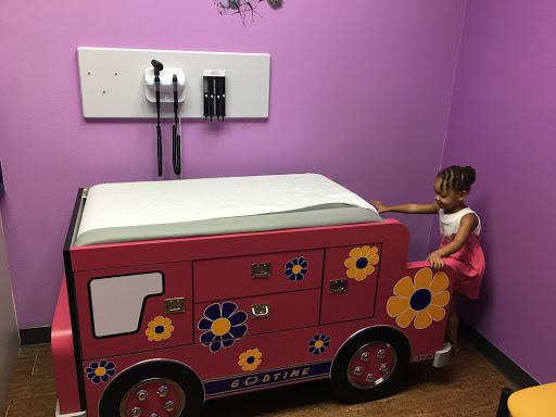 Pediatrician «Irving Pediatrics», reviews and photos