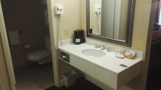 Lombard Inn