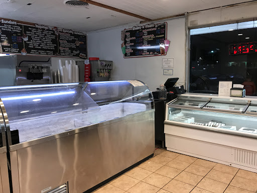 Ice Cream Shop «Sundaes The Ice Cream Place», reviews and photos, 1059 NJ-34, Aberdeen Township, NJ 07747, USA