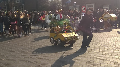 Carnavalsoptocht 2014 in Overloon foto Arno Wouters (117).jpg