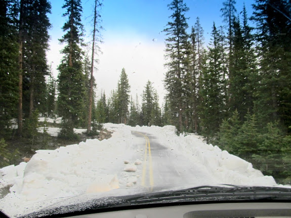 Road to the Crystal Lake trailhead