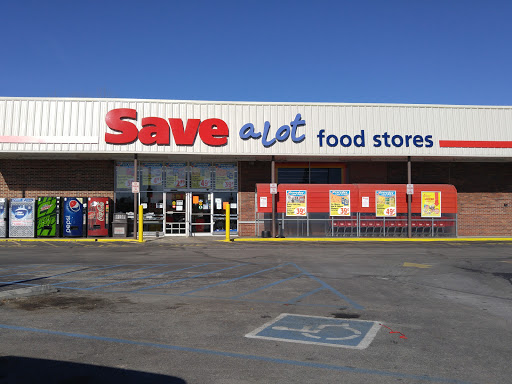 Grocery Store «Save-A-Lot», reviews and photos, 1303 E Morgan St, Kokomo, IN 46901, USA
