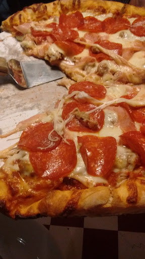 Pizza Restaurant «Roma Pizza», reviews and photos, 17600 Red Arrow Hwy, New Buffalo, MI 49117, USA
