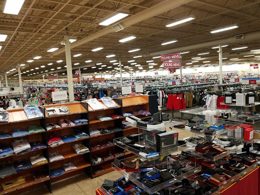 Clothing Store «Burlington Coat Factory», reviews and photos, 500 E Aurora Rd, Macedonia, OH 44056, USA