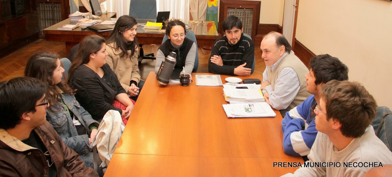 Centro de Estudiantes del Instituto Nº 3 docente Gisela Barbieri fabian medina Jornada Estudiantil Universitaria