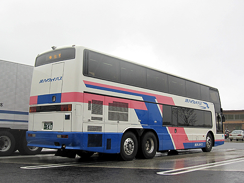 西日本JRバス「東海道昼特急大阪6号」　744-3901　リア　大阪駅桜橋口にて