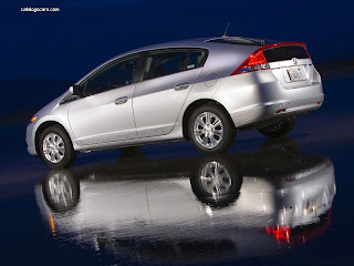 تصميمات سيارات هوندا - Honda Insight  Honda-Insight_2010_800x600_wallpaper_05