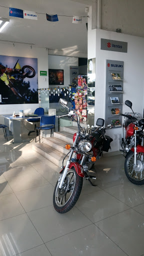 Suzuki Motos Uruapan, Paseo Lázaro Cárdenas 2385-2, La Joyita, 60170 Uruapan, Mich., México, Tienda de motocicletas | MICH